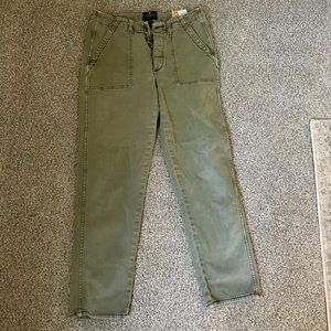 American Eagle vintage high rise olive fatigue crop pants sz 6